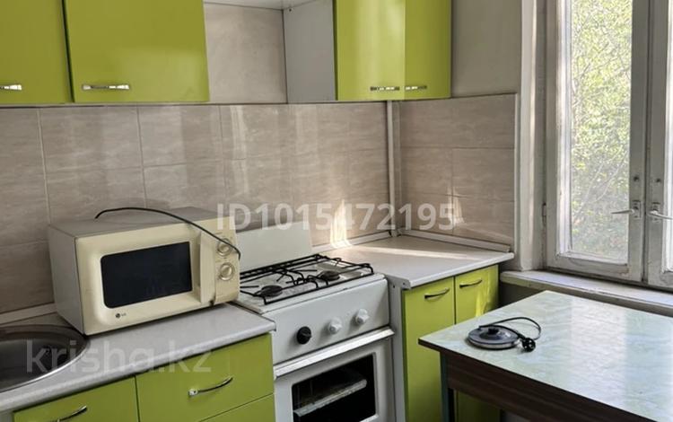 1-комнатная квартира · 33 м² · 4/5 этаж, мкр Коктем-3 13 за 230 000 ₸ в Алматы, Бостандыкский р-н — фото 2