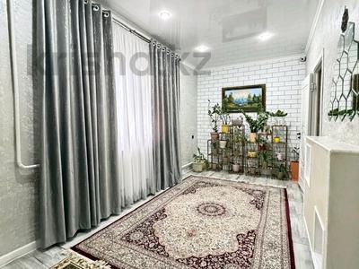 Отдельный дом · 7 комнат · 280 м² · 10 сот., Арай 2 за 49 млн ₸ в Жанаозен
