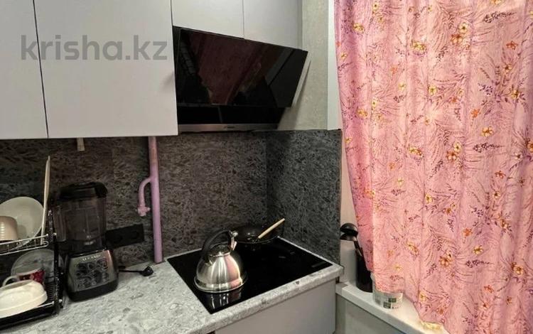 2-бөлмелі пәтер · 53.3 м² · 4/5 қабат, 15-шағынаудан 1, бағасы: 11.5 млн ₸ в Караганде, Алихана Бокейханова р-н — фото 5