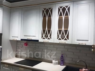 2-бөлмелі пәтер · 75 м² · 3/12 қабат, ул. Рыскулбекова 12, бағасы: 250 000 ₸ в Шымкенте, Аль-Фарабийский р-н