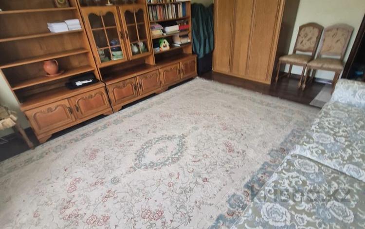 2-комнатная квартира · 67.4 м² · 5/5 этаж, мкр Акбулак, Чуланова за 31.5 млн ₸ в Алматы, Алатауский р-н — фото 2