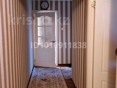 3-бөлмелі пәтер · 58 м² · 3/5 қабат, 17-й микрорайон, 17-й микрорайон 15 — Ул.Жандосова, бағасы: 24 млн ₸ в Шымкенте, Аль-Фарабийский р-н