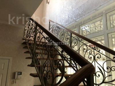 Отдельный дом · 7 комнат · 419 м² · 10 сот., Жарокова 344 — проспект Аль-Фараби за 269 млн 〒 в Алматы