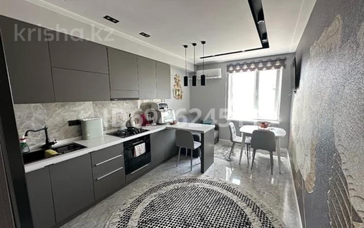 1-бөлмелі пәтер · 61 м² · 9/10 қабат, 27-й мкр 85 — Напротив мечети,рядом магазин Анвар,средняя школа-16,дет сад -44., бағасы: 18 млн ₸ в Актау — фото 2
