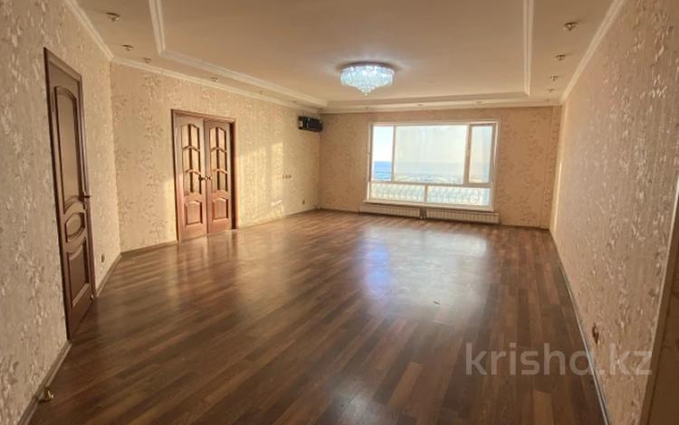5-комнатная квартира · 182 м² · 8/25 этаж, 15-й мкр 69 за 65 млн 〒 в Актау — фото 2