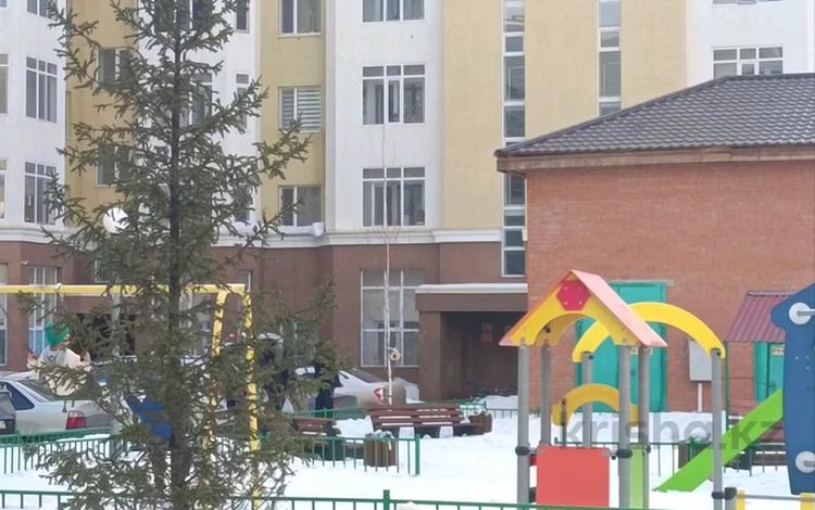2-бөлмелі пәтер · 60 м² · 5/5 қабат, мкр Комсомольский, Алихан Бокейхан 21/3, бағасы: 38 млн ₸ в Астане, Есильский р-н — фото 11