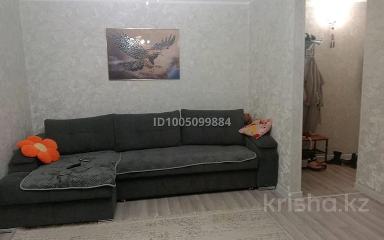 2-комнатная квартира · 45 м² · 2/5 этаж, Маншук Маметова 52 — Остановка Юбилейная за 14 млн ₸ в Уральске — фото 2