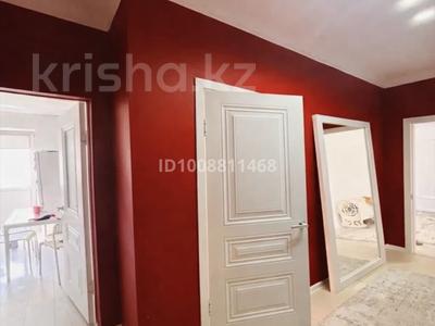 2-комнатная квартира · 67 м² · 5/10 этаж, мкр Нурсая, Таумуш Жумагалиев 15 за 300 000 〒 в Атырау