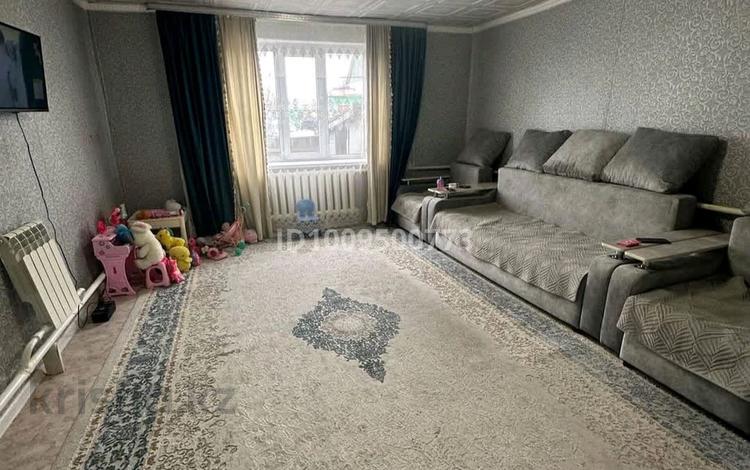 Отдельный дом · 2 комнаты · 60 м² · 9 сот., Дружинников 69а за 9.5 млн ₸ в Усть-Каменогорске — фото 2