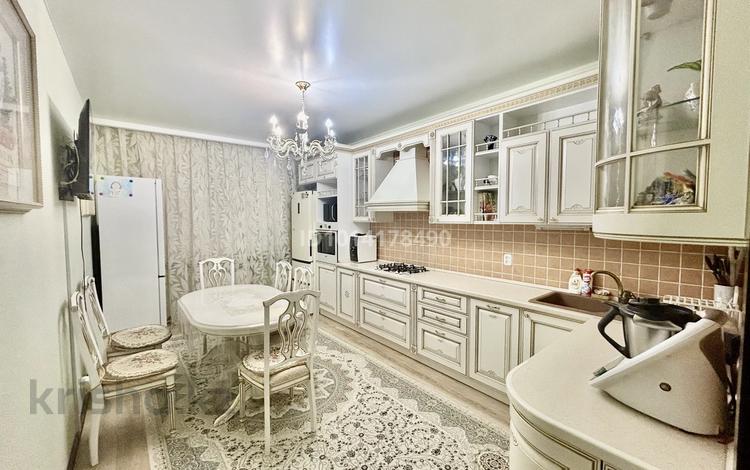 3-бөлмелі пәтер · 120.7 м² · 2/9 қабат, Алтынсарина, бағасы: 72 млн ₸ в Костанае — фото 2