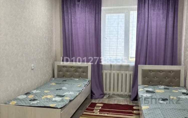 2-комнатная квартира · 47 м² · 1/5 этаж, Русакова — 17кв за 10 000 ₸ в Балхаше — фото 2