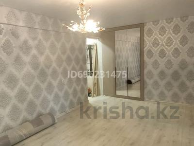 3-комнатная квартира · 55 м² · 2/5 этаж, Михаэлиса 9 за 20.5 млн ₸ в Усть-Каменогорске, Ульбинский