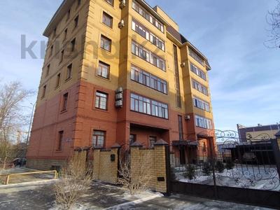 3-комнатная квартира, 94.6 м², 4/6 этаж, Уранхаева 64 за 58 млн 〒 в Семее