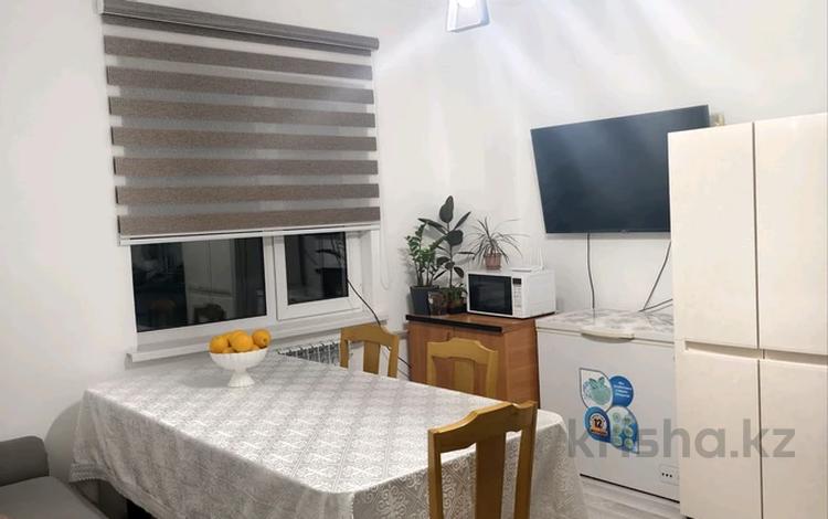 1-комнатная квартира · 50 м² · 2/5 этаж, Сейфуллина 8Б — Гостиница Виктория за 18 млн ₸ в Конаеве — фото 8