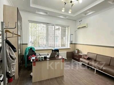 Медцентры и аптеки · 96 м² за 95.7 млн ₸ в Астане, Есильский р-н