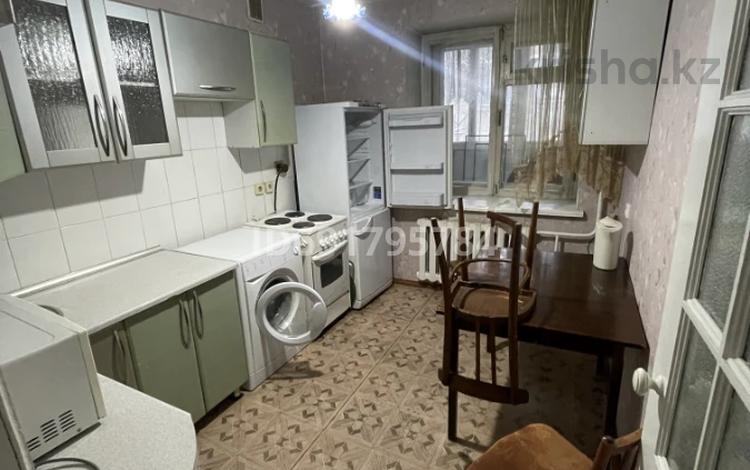 3-комнатная квартира, 66 м², 2/5 этаж помесячно, Ворушина за 150 000 〒 в Павлодаре — фото 2