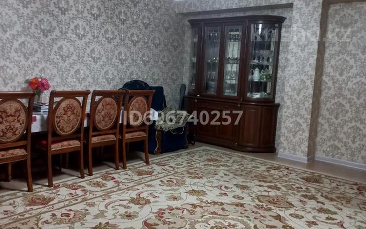 4-комнатная квартира, 108 м², 10/10 этаж, 27-й мкр 85