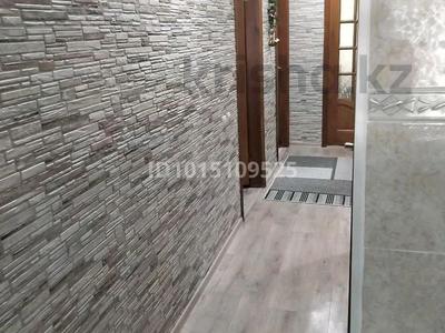 3-комнатная квартира · 61.6 м² · 2/5 этаж, мкр 5, молдагуловой — ЦОН за 17.3 млн ₸ в Актобе