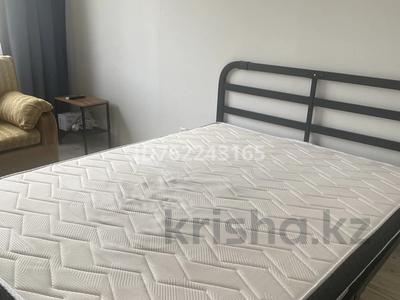 1-бөлмелі пәтер · 36 м² · 8/9 қабат, Райымбек батыра 273 — Магнум, бағасы: 180 000 ₸ в 