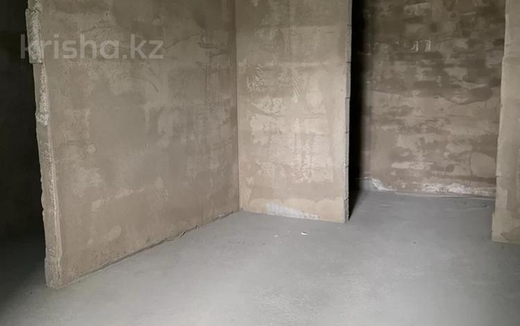 2-комнатная квартира · 71.7 м² · 8/9 этаж, Айтматова 23 за ~ 32.3 млн 〒 в Астане, Нура р-н — фото 13