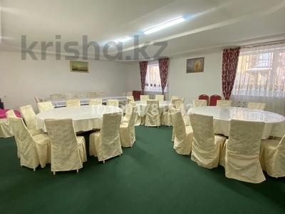 Дом · 9 комнат · 700 м², Акберен 9 — Момышулы-Сатпаева за 40 000 〒 в Астане, Алматы р-н