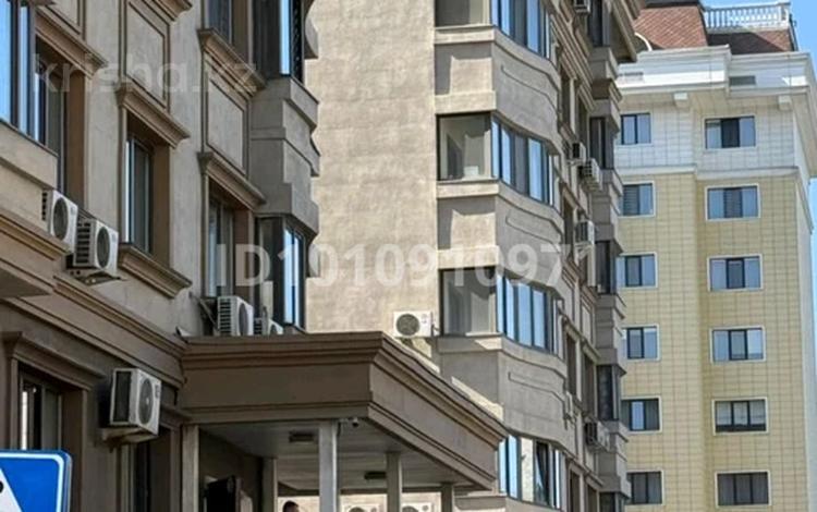 1-бөлмелі пәтер · 49 м² · 3/5 қабат, мкр Коктобе, Сагадат Нурмагамбетова — Фитнес центр Будокан,школа гиназия, бағасы: 52 млн ₸ в Алматы, Медеуский р-н — фото 2