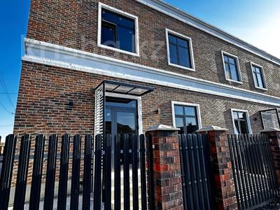 Отдельный дом · 4 комнаты · 167 м² · 2 сот., Янко за 55 млн 〒 в Кокшетау