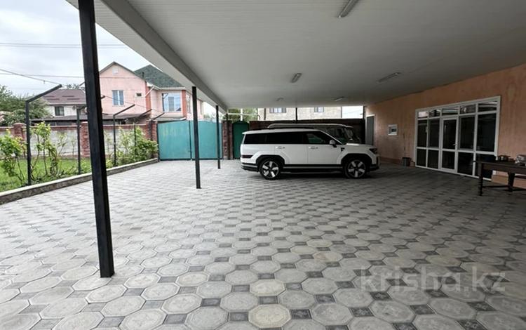 Отдельный дом · 2 комнаты · 80 м² · 8 сот., мкр Ынтымак, Исахметова 74 за 36 млн ₸ в Алатау — фото 7