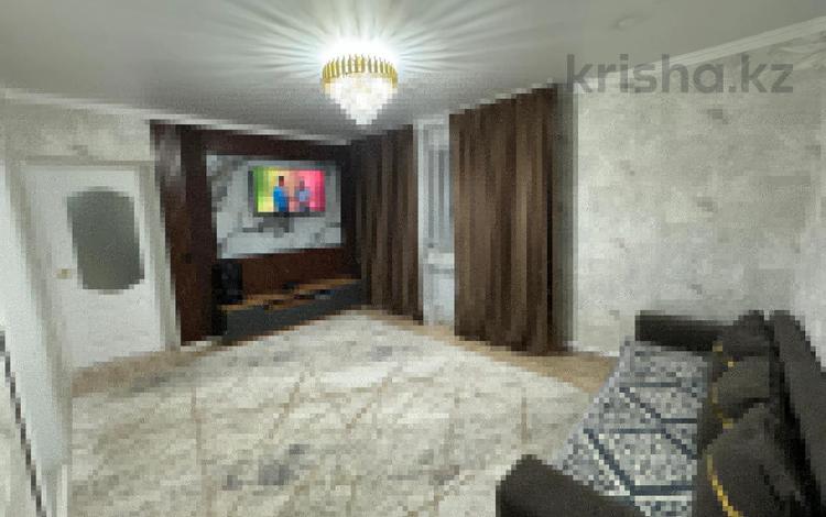 Отдельный дом · 4 комнаты · 90 м² · 9 сот., проспект абая 49 за 14.5 млн 〒 в Шахтинске — фото 2