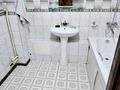 3-бөлмелі пәтер · 98 м² · 3/5 қабат, Абдуллиных 43 — Айтекеби, бағасы: 125 млн ₸ в Алматы, Медеуский р-н — фото 17