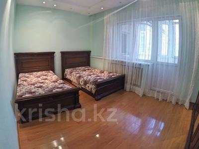 3-бөлмелі пәтер, 120 м², 5/9 қабат тәулігіне, Жамбыла 211, бағасы: 22 000 〒 в Алматы, Алмалинский р-н