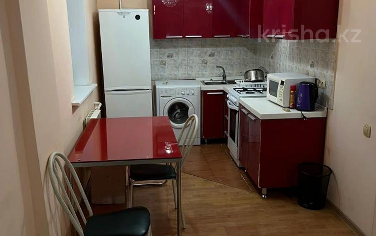 2-комнатная квартира · 60 м² · 6/9 этаж, Сабита Муканова 227 за 340 000 〒 в Алматы, Алмалинский р-н — фото 2