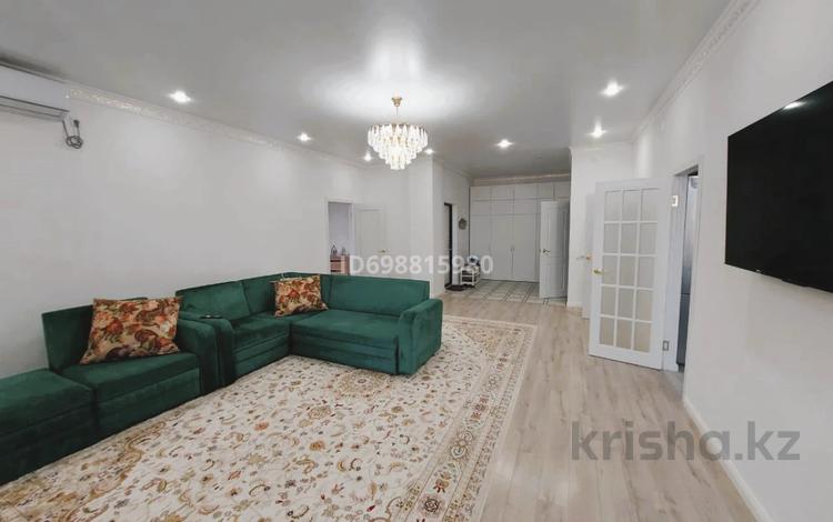2-комнатная квартира · 95 м² · 8/10 этаж, мкр Сары Арка, Кулманова 35 за 58.5 млн 〒 в Атырау — фото 5