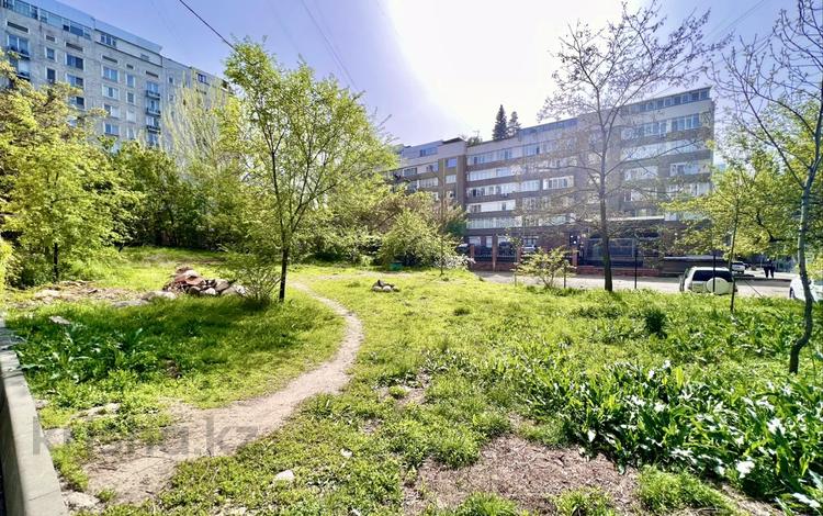 Участок · 10 соток, мкр Самал-2 за ~ 175 млн ₸ в Алматы, Медеуский р-н — фото 8