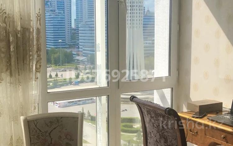 2-комнатная квартира · 63 м² · 12/12 этаж, Достык 13 за 300 000 ₸ в Астане — фото 5