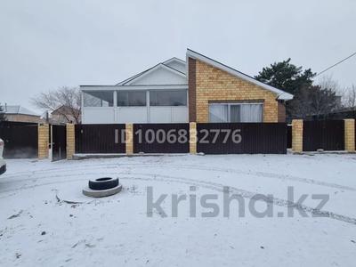 Отдельный дом · 4 комнаты · 180 м² · 10 сот., мкр Кунгей , Карибжанова 47 за 68 млн 〒 в Караганде, Казыбек би р-н
