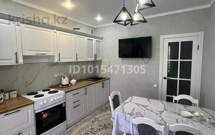 1-бөлмелі пәтер · 49.8 м² · 7/12 қабат, Мкр. 15 22б, бағасы: 26 млн ₸ в Семее — фото 2
