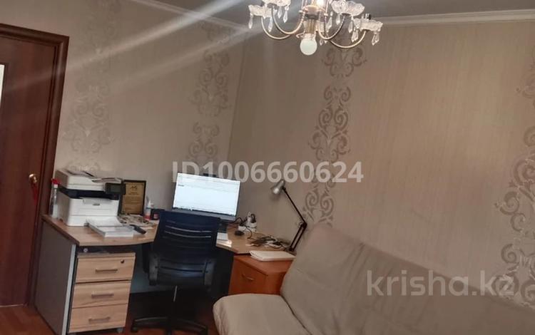 2-бөлмелі пәтер · 46 м² · 2/5 қабат, 3 мкр 13, бағасы: ~ 8.3 млн ₸ в Степногорске — фото 2