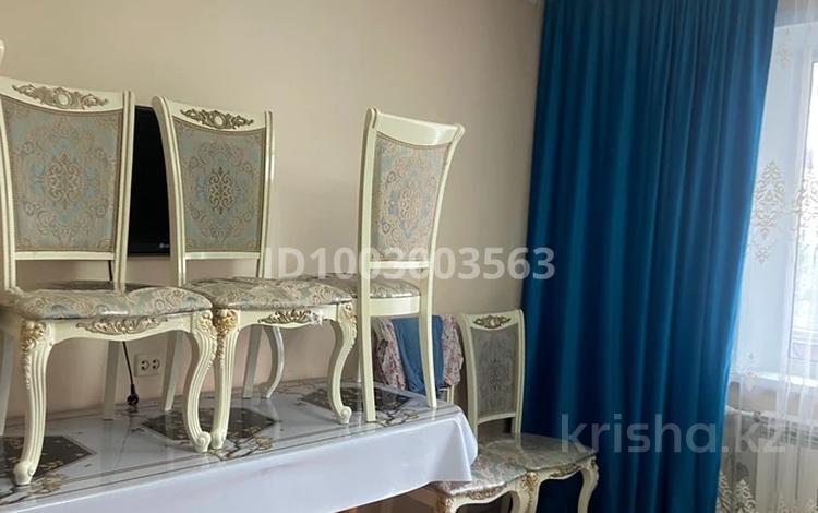 2-бөлмелі пәтер · 56 м² · 2/5 қабат, мкр Юго-Восток, Мкр Степной 4 23, бағасы: 23 млн ₸ в Караганде, Казыбек би р-н — фото 2