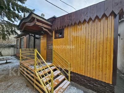 Отдельный дом · 1 комната · 70 м², Байсеитова 42 за 300 000 〒 в Семее