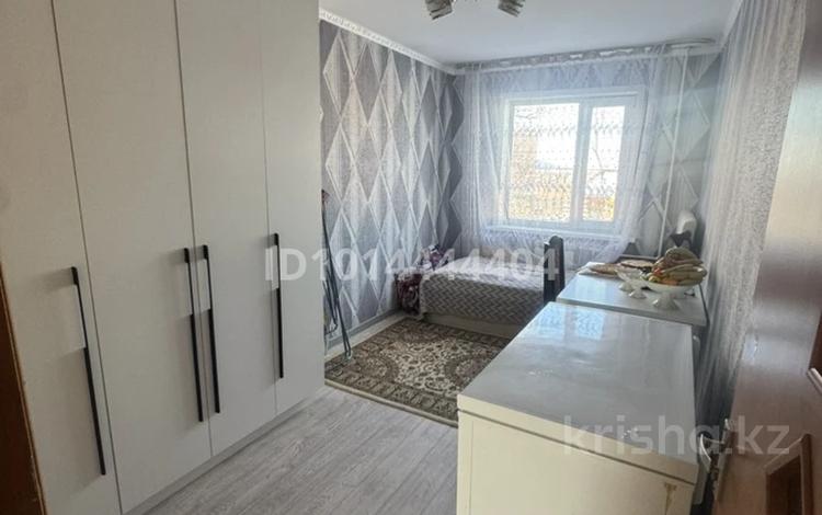3-комнатная квартира · 58 м² · 4/5 этаж, мкр Новый Город, гоголя — напротив Заводь за 30 млн ₸ в Караганде, Казыбек би р-н — фото 2