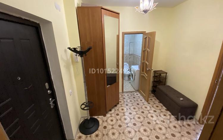 1-бөлмелі пәтер · 50 м² · 7/9 қабат, Алмагүл ш/а. 16, бағасы: 15 млн ₸ в Атырау, мкр. Алмагуль — фото 2