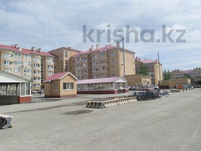 Аренда квартир в Актюбинской обл.: 4-комнатная квартира · 136 м² · 1/9 этаж · помесячно, мкр. Алтын орда, Батыс 2 17 в — 64 школа за 300 000 〒 4-комнатная квартира · 136 м² · 1/9 этаж · помесячно, мкр. Алтын орда, Батыс 2 17 в — 64 школа за 300 000 〒 в Актобе