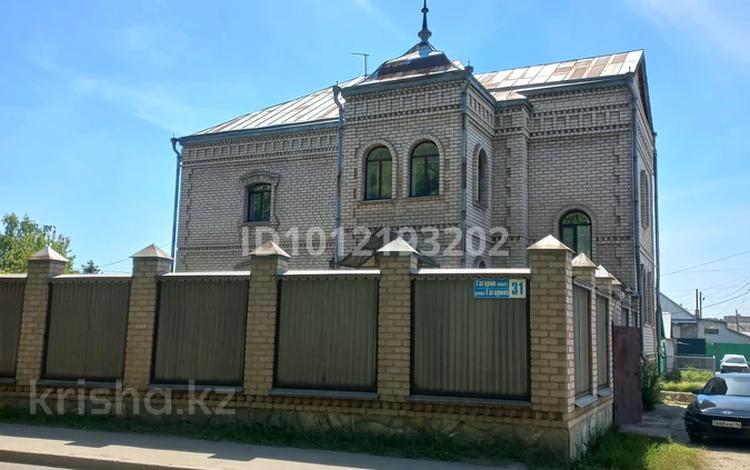 Отдельный дом · 10 комнат · 437 м² · 4.5 сот., ул. Гагарина 31 за 95 млн ₸ в Павлодаре — фото 51