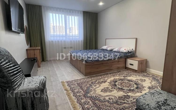 3-комнатная квартира · 82 м² · 5/13 этаж, Просп. Назарбаева 28А за 500 000 ₸ в Алматы, Жетысуский р-н — фото 2