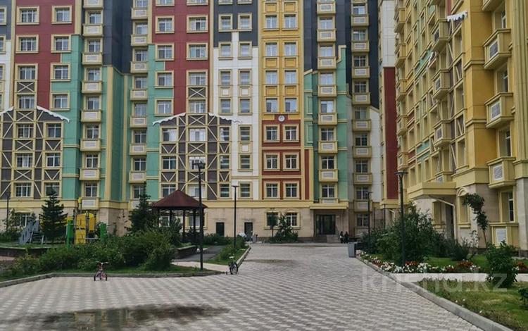 2-комнатная квартира, 65 м², 8/9 этаж, Абубакир Тыныбаев 5 — Анатолий Храпатый за 47.5 млн 〒 в Астане, Алматы р-н — фото 2