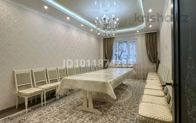3-бөлмелі пәтер · 93 м² · 2/5 қабат, ул. Шмидта Айталиева 7/2, бағасы: 40 млн ₸ в Уральске, мкр Школьник — фото 2