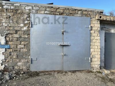 Гараж · 24 м² · 7-й ряд 31 — С заде строительного магазина Арын за 50 000 〒 в Атырау