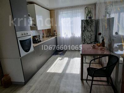Продажа домов и дачи в Северо-Казахстанской обл.: Отдельный дом · 3 комнаты · 114 м² · 5 сот., Герцена 55 — Чернышевского за 26 млн 〒 Отдельный дом · 3 комнаты · 114 м² · 5 сот., Герцена 55 — Чернышевского за 26 млн 〒 в Петропавловске