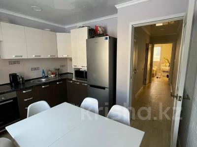 3-бөлмелі пәтер · 66.3 м² · 3/5 қабат, Есенберлина 8/2, бағасы: 28 млн ₸ в Усть-Каменогорске